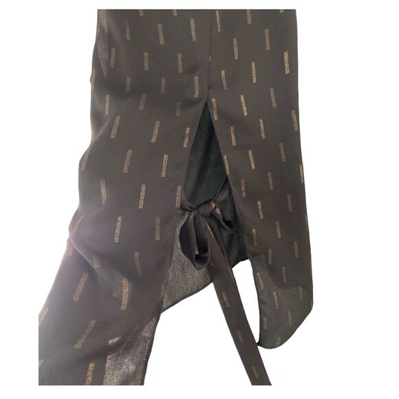 Express Top Size Medium Shirt Blouse Black Gold Satin tie back Tank - Picture 7 of 13